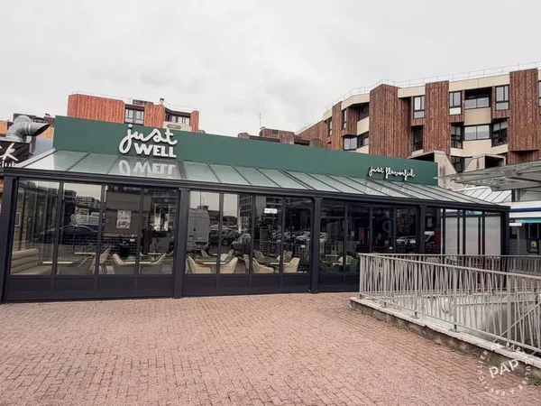 Fonds de commerce 220 m²