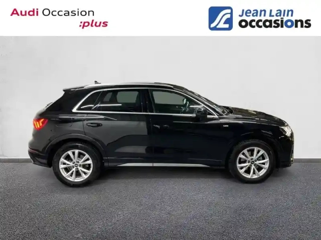 Audi Q3 35 tfsi 150 ch s tronic 7 — photo 4