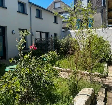 Beau T3 entièrement rénové _ calme et lumineux