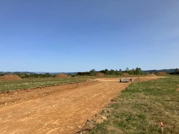 Terrain 573 m²