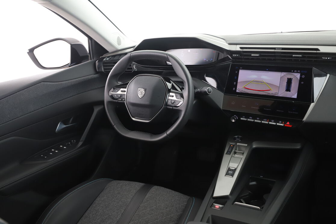 Peugeot 408 1.2 Hybrid Allure e-DCS6 — photo 12