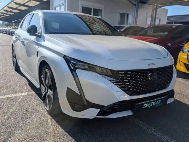 Peugeot 308 phev 225 e-eat8