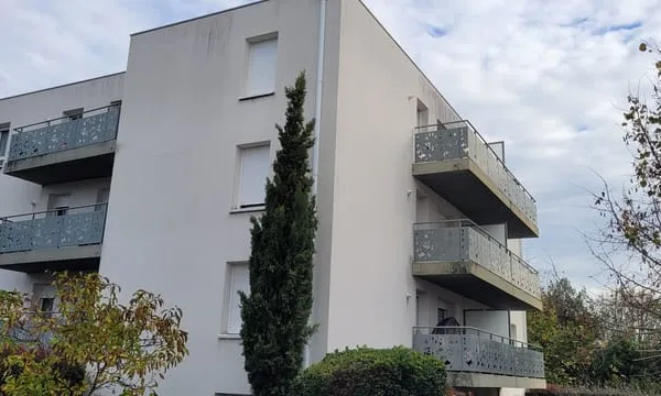 Appartement 2 pièces, 44m2, 1 chambre, balcon, pkg