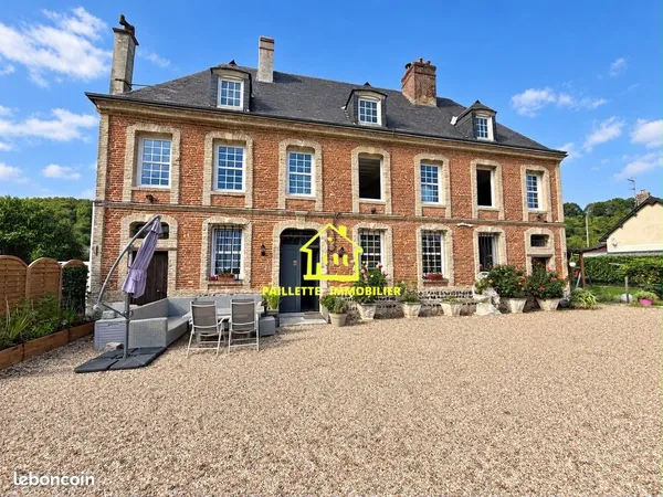 Château 7 pièces 181 m²
