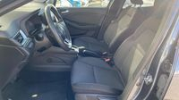 Renault Clio 1.6 E-Tech 140ch Business -21 — photo 12