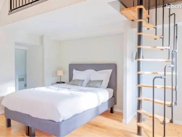 Location belle grande chambre meublée à Crespières (78)