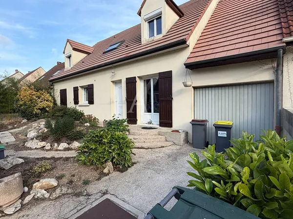 Maison LONGJUMEAU 7 pièces 150.78 m²