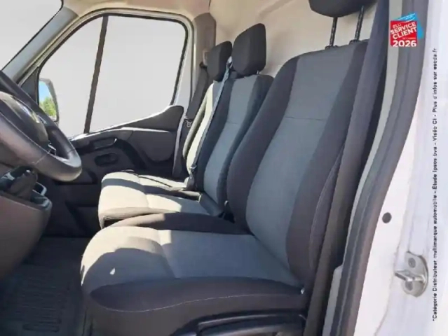 Renault Master fg f3500 l2h2 2.3 blue dci 135ch confort euro6e — photo 26