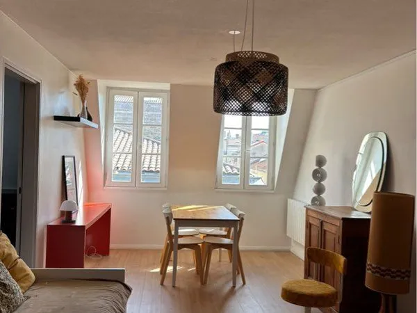 Appartement t2 à louer + parking
