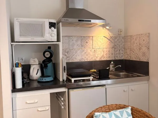 Chambre indépendante avec cuisine