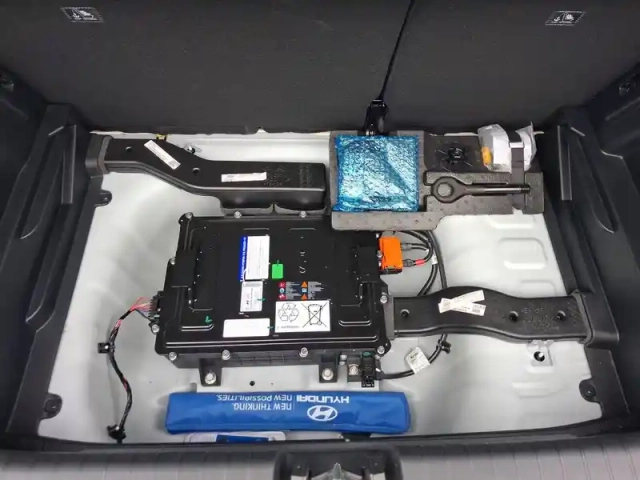 Hyundai I20 1.0 t-gdi 100 dct-7 hybrid 48v — photo 21