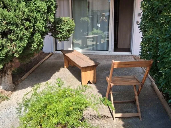 Perpignan Sud, Studette meublée, terrasse; Pour 1 personne