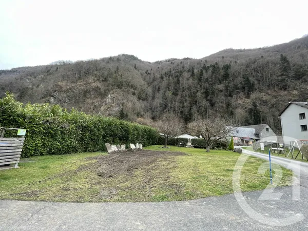 Terrain 449 m²