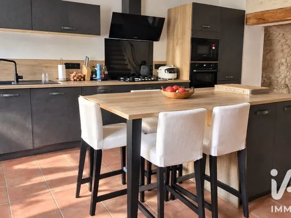 Maison 6 pièces 136 m²