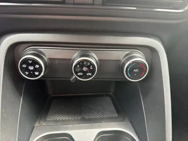 Citroën C3 turbo 100 ch manuelle — photo 22
