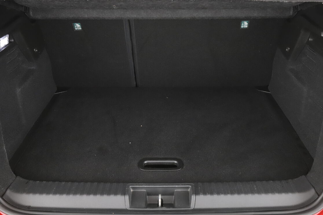 Renault Captur 1.6 E-Tech Intens — photo 16