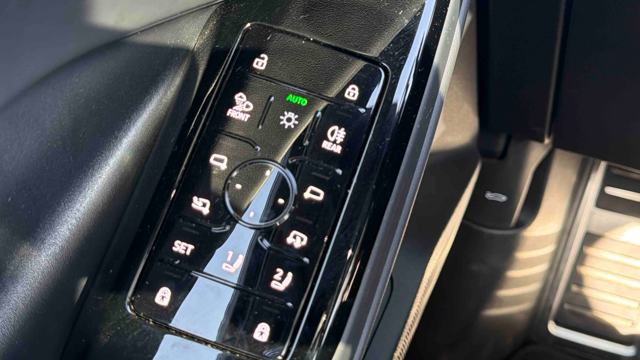 Audi Q6 e-tron 306 ch 100 kWh performance — photo 32