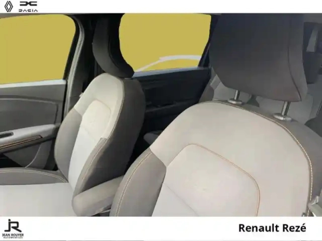 Dacia Jogger 1.0 tce 110ch extreme 7 places -24 — photo 3