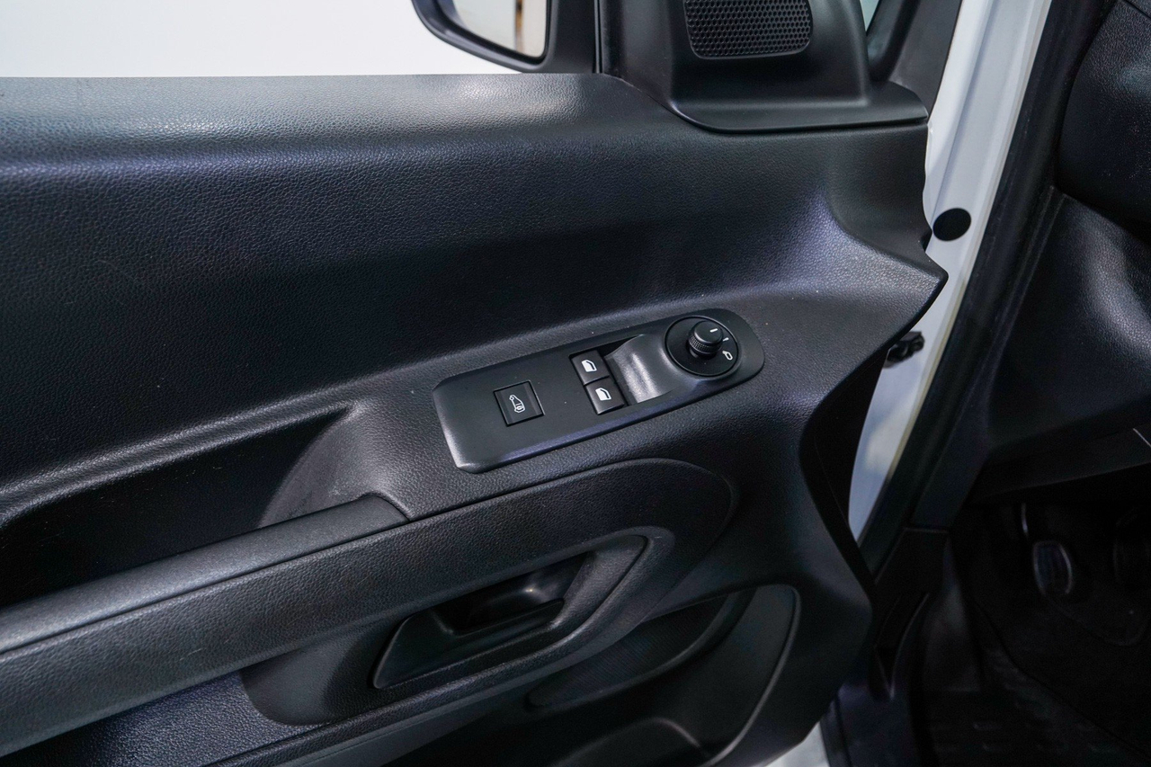 Citroën Berlingo Van — photo 16