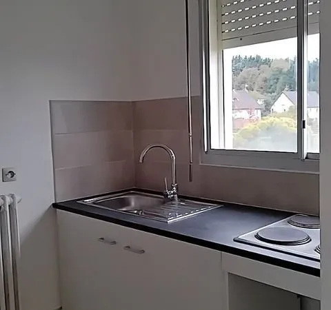 Studio 1 pièce 27 m²