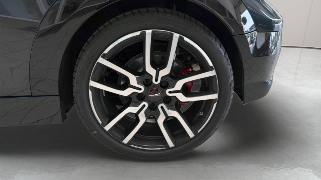 Mini Cooper Cabriolet JCW 231 ch DKG7 — photo 18