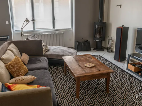 Maison 6 pièces 232 m²