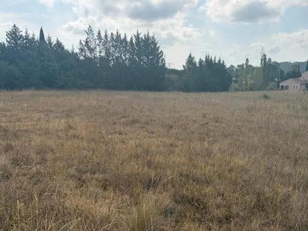 Terrain 1 800 m² Le Val