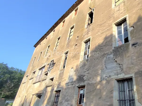 Immeuble de rapport 10 pièces 140 m²
