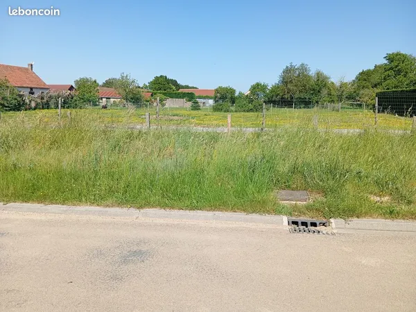Vends terrain à bâtir St Maurice le Vieil