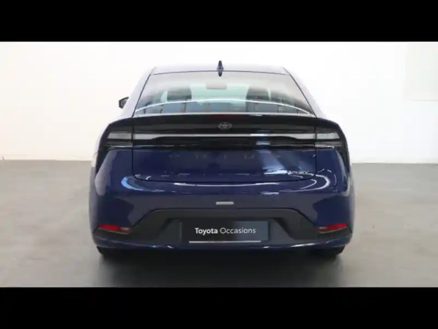 Toyota Prius hybride rechargeable 223ch dynamic ph — photo 8