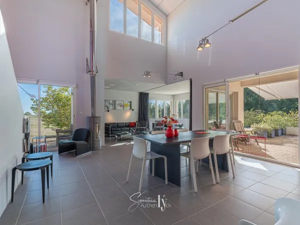 Maison 7 pièces 194 m²
