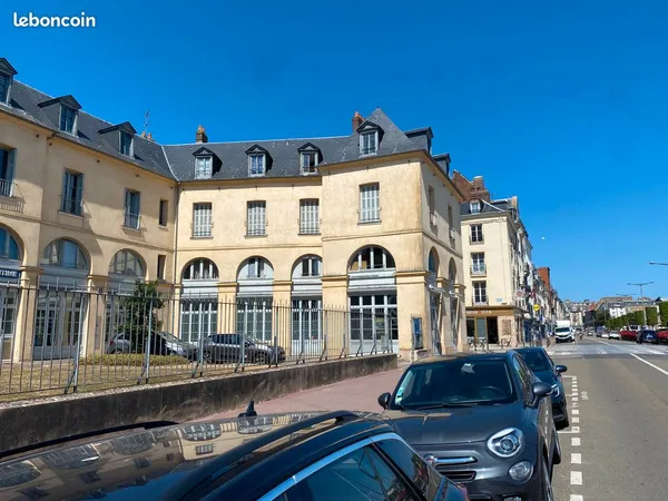 Local commercial / bureaux