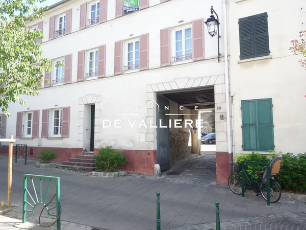 Stationnement Location Rueil-Malmaison 80€
