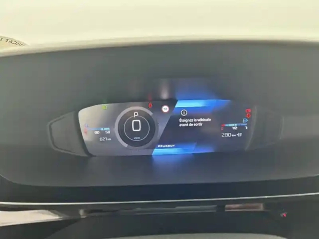 Peugeot 308 sw hybrid 145 e-dcs6 — photo 39
