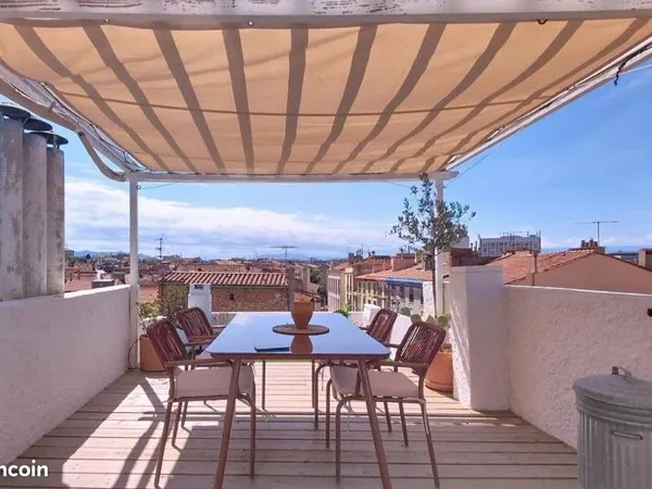 A vendre appartement 4 pièces hyper centre historique