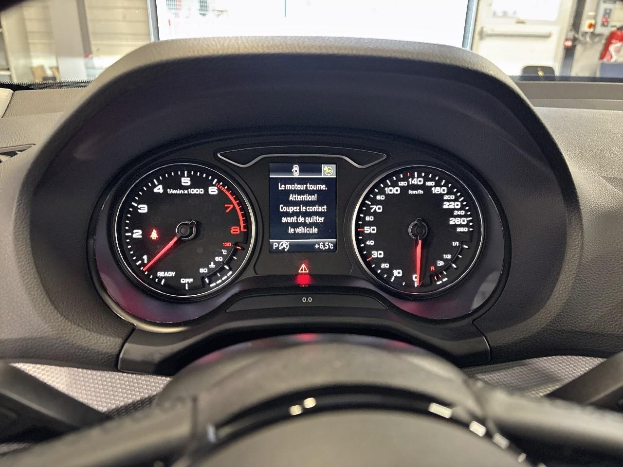 Audi Q2 35 tfsi 150 s tronic 7 design — photo 10