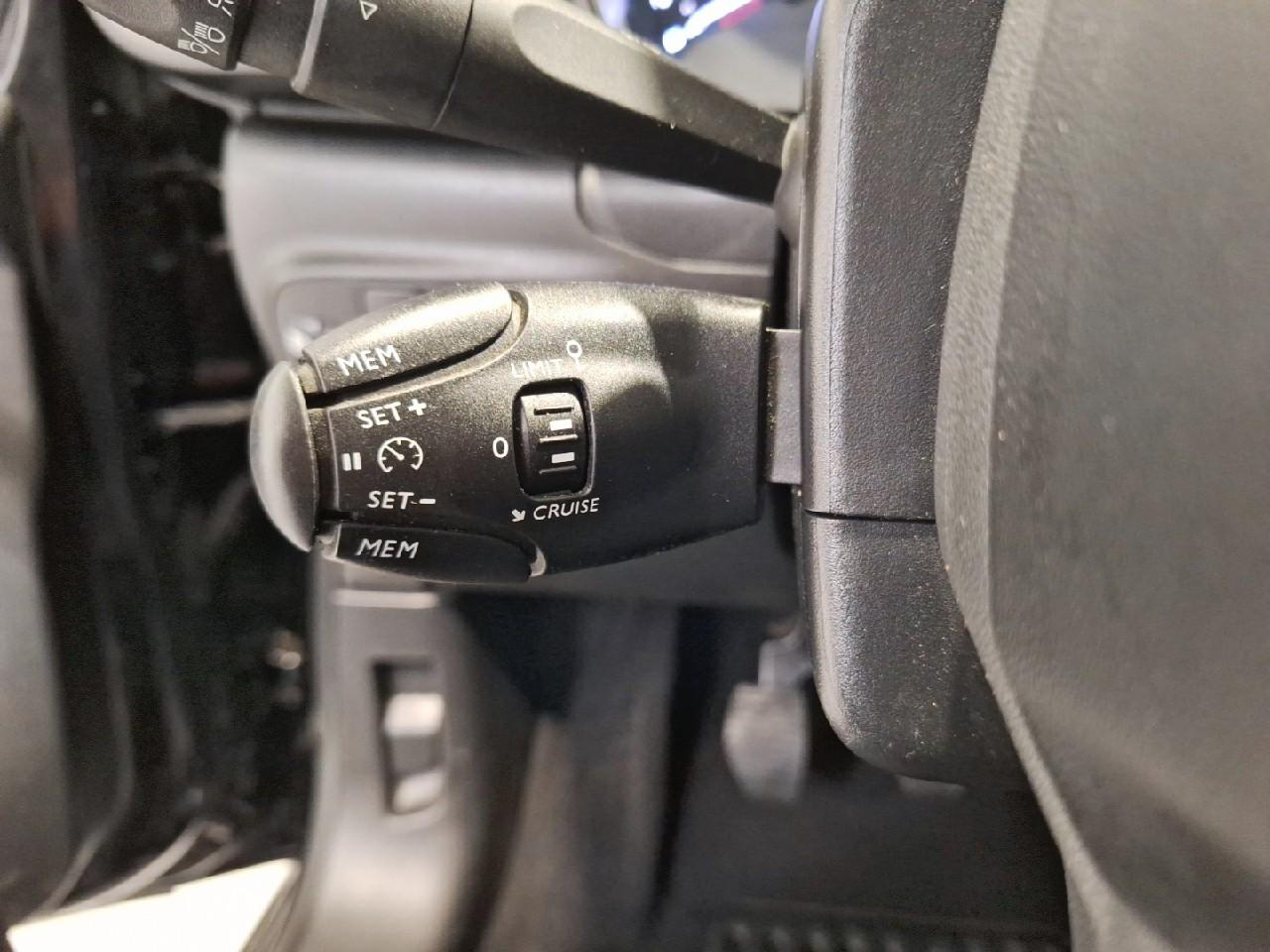 Citroën C3 bluehdi 100 s&s bvm6 shine business — photo 19