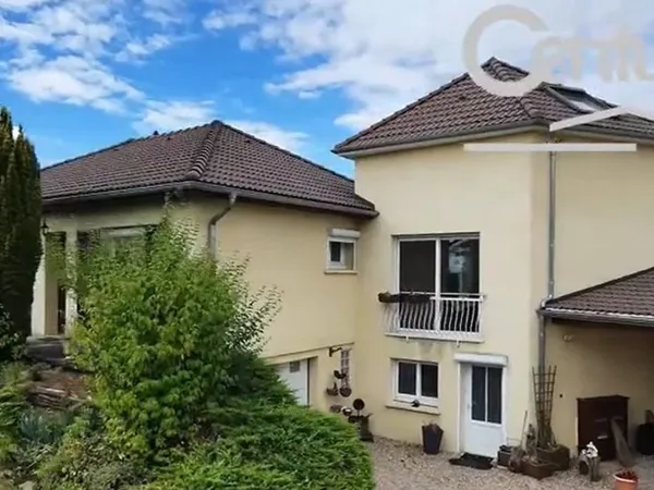 Maison 7 pièces 167 m²
