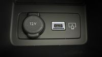 Peugeot 308 1.5 BlueHDi 130ch S&S Allure EAT8 — photo 30