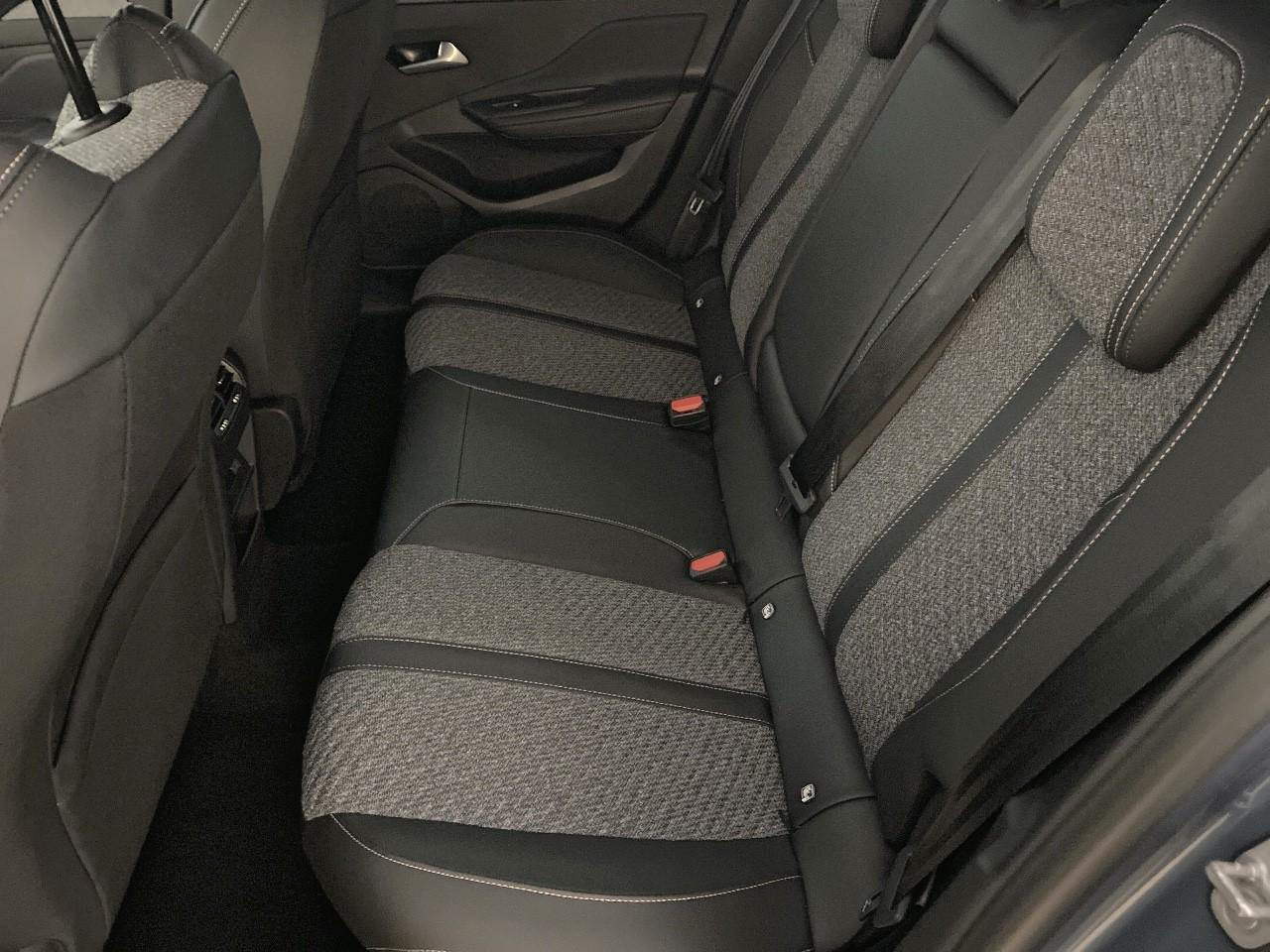 Peugeot 308 sw bluehdi 130ch s&s eat8 allure — photo 10