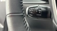 Peugeot 208 1.2 PureTech 100ch S&S Allure — photo 17