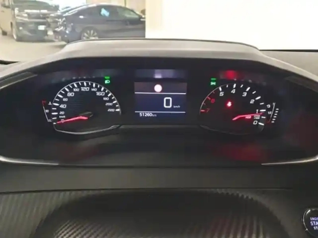 Peugeot 208 1.2 puretech 100ch s&amp;s allure 118g — photo 15