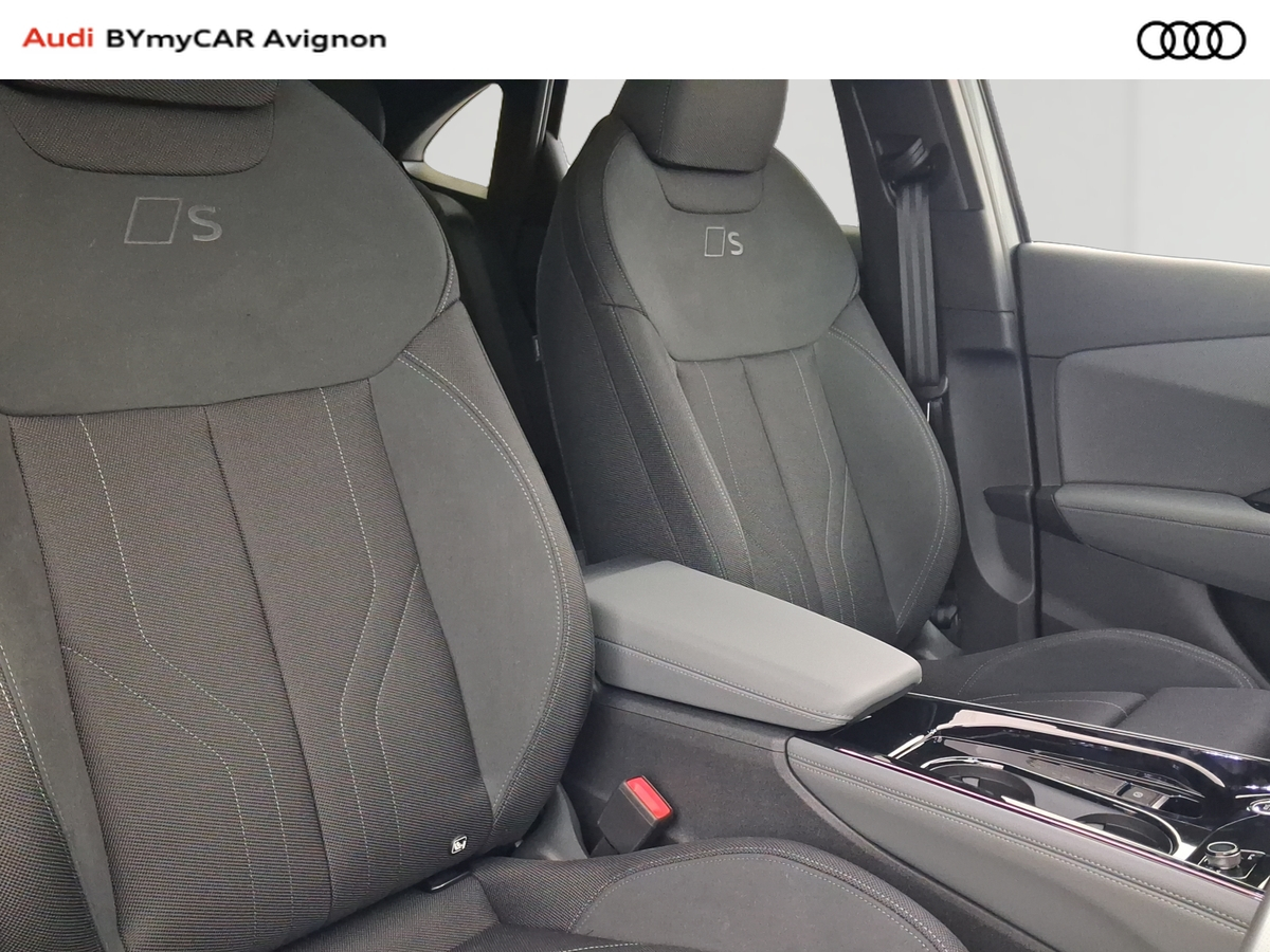 Audi Q3 Sportback e-hybrid 272 ch S tronic 6 — photo 27