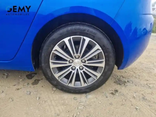 Peugeot 308 puretech 130ch s&amp;s bvm6 — photo 11