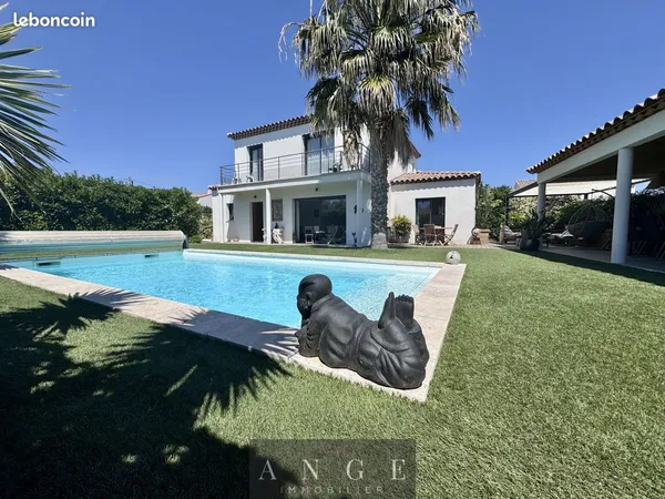 Villa 5 pièces 130 m²