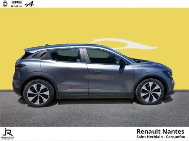 Renault Megane e-tech electric ev60 130ch evolution er super charge — photo 4