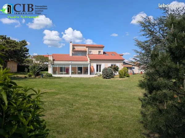 Villa 6 pièces 150 m²
