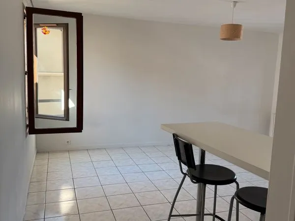 STUDIO à louer 78130 LES MUREAUX