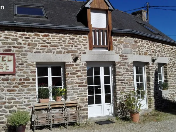 Petite maison meublée proche de Dinan