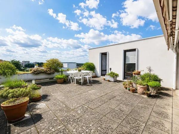Appartement Champs Sur Marne 5 pièce(s) 95 m2